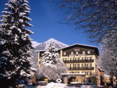 Hotel_pinzolo_dolomiti.jpg